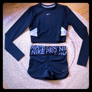 Nike pro set